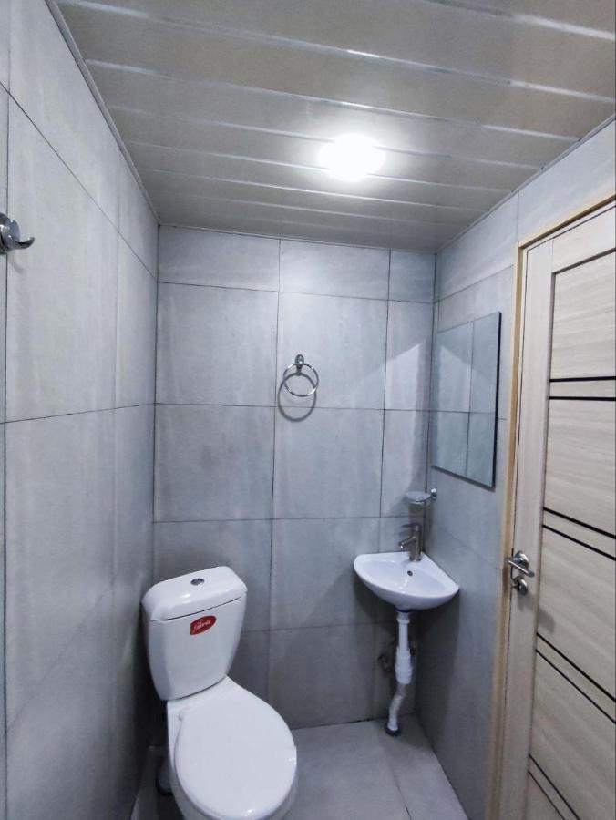 Guest House In The Small Center Yerevan Bagian luar foto