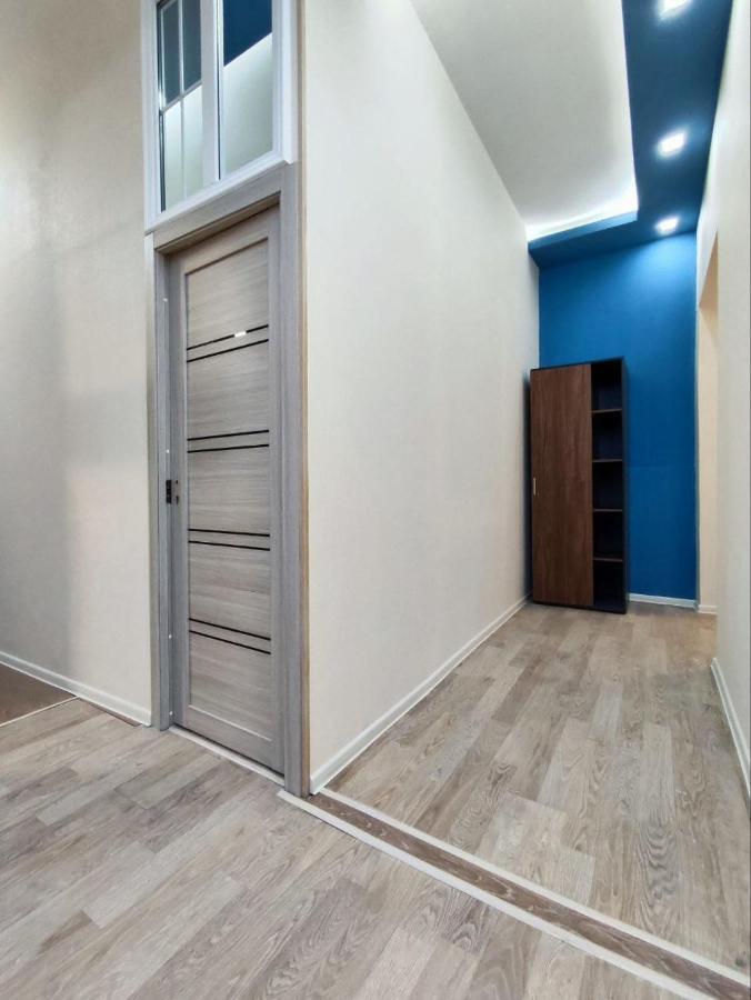Guest House In The Small Center Yerevan Bagian luar foto